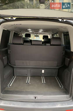 Минивэн Volkswagen Transporter 2013 в 