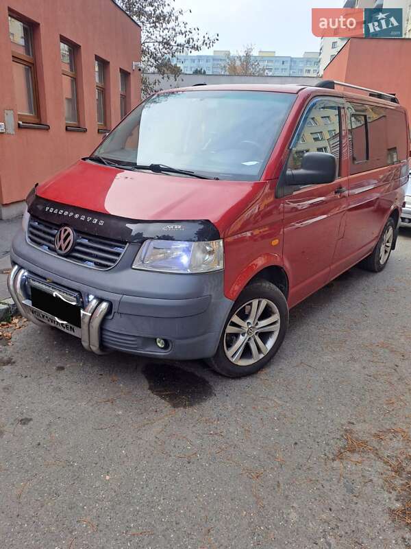 Микроавтобус Volkswagen Transporter 2006 в 