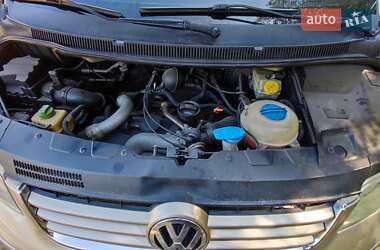 Минивэн Volkswagen Transporter 2006 в 