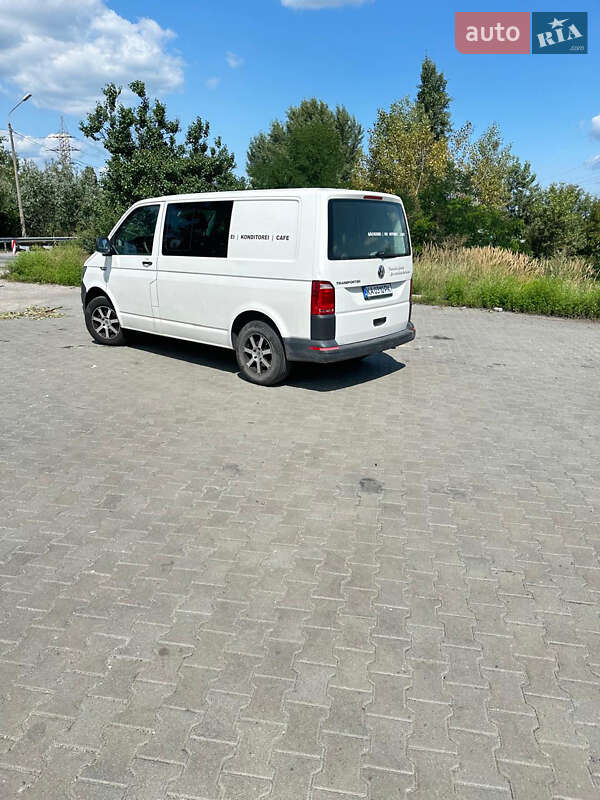 Грузопассажирский фургон Volkswagen Transporter 2019 в Киеве