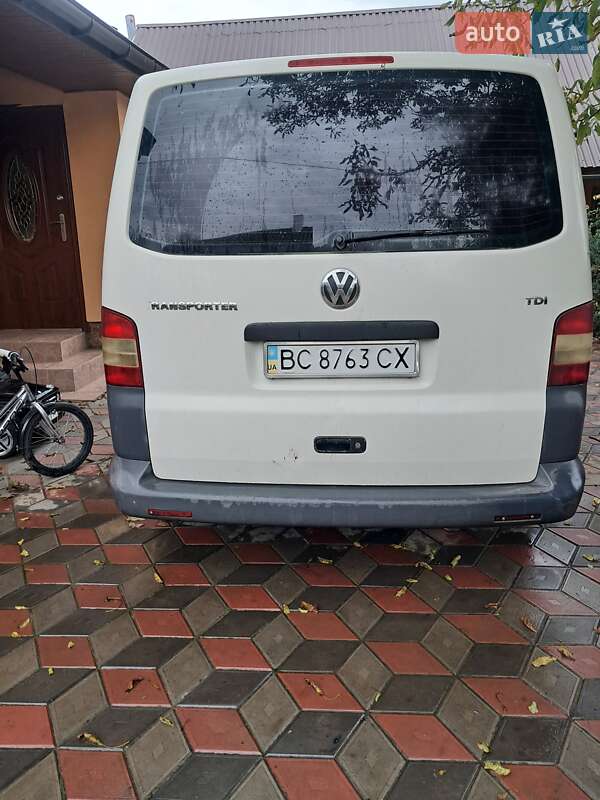 Мінівен Volkswagen Transporter 2006 в Самборі фото 3 Мінівен Volkswagen Transporter 2006 в Самборі