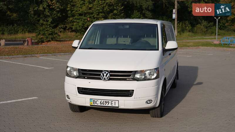 Грузовой фургон Volkswagen Transporter 2010 в Киеве