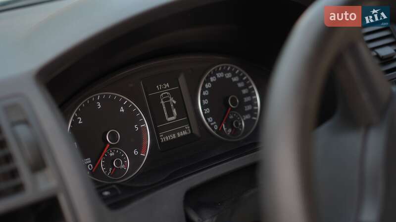 Грузовой фургон Volkswagen Transporter 2010 в Киеве