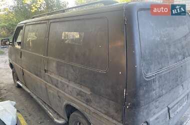 Грузовой фургон Volkswagen Transporter 1992 в 
