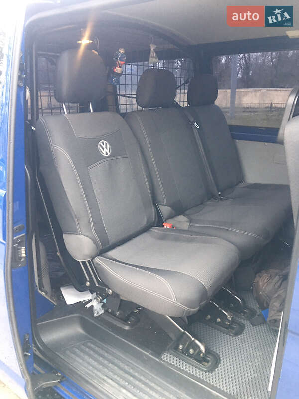 Грузопассажирский фургон Volkswagen Transporter 2010 в Одессе