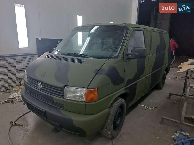 Минивэн Volkswagen Transporter 2000 в 