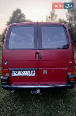 Минивэн Volkswagen Transporter 2000 в 