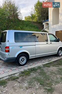 Минивэн Volkswagen Transporter 2009 в 
