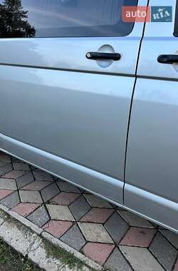 Минивэн Volkswagen Transporter 2009 в 