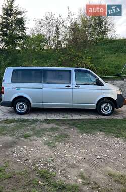 Минивэн Volkswagen Transporter 2009 в 