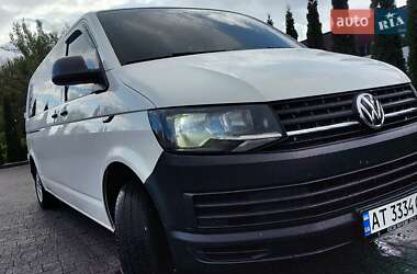 Минивэн Volkswagen Transporter 2016 в 
