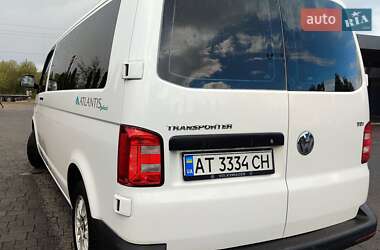 Минивэн Volkswagen Transporter 2016 в 
