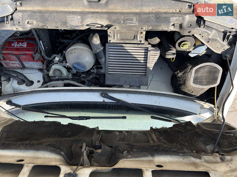 Минивэн Volkswagen Transporter 1998 в Рокитном