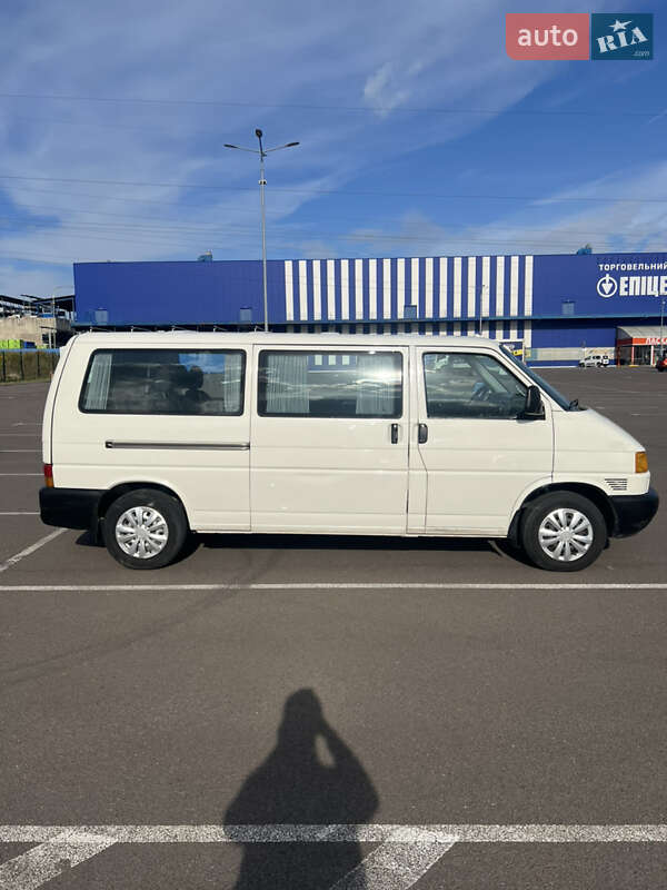 Минивэн Volkswagen Transporter 1999 в Ровно