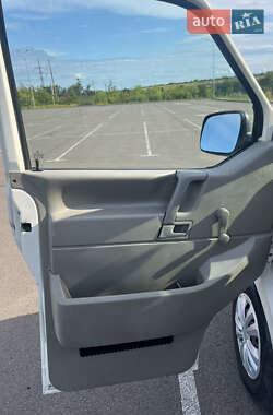 Минивэн Volkswagen Transporter 1999 в 