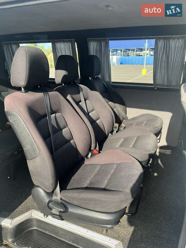 Минивэн Volkswagen Transporter 1999 в Ровно