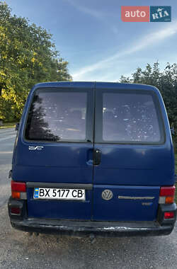 Минивэн Volkswagen Transporter 2000 в 