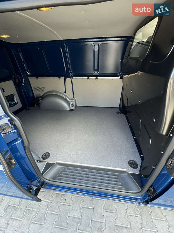 Грузовой фургон Volkswagen Transporter 2019 в Киеве фото 5 Грузовой фургон Volkswagen Transporter 2019 в Киеве