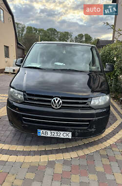 Грузовой фургон Volkswagen Transporter 2012 в Виннице
