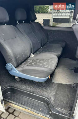 Минивэн Volkswagen Transporter 2000 в 