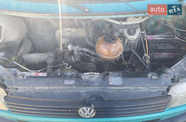 Мінівен Volkswagen Transporter 1996 в 