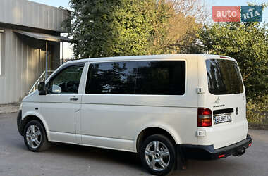 Минивэн Volkswagen Transporter 2004 в 