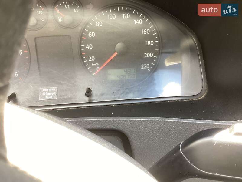 Мінівен Volkswagen Transporter 2004 в Великих Лучках