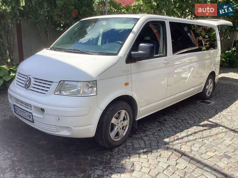 Минивэн Volkswagen Transporter 2004 в 