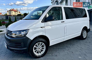 Минивэн Volkswagen Transporter 2017 в 