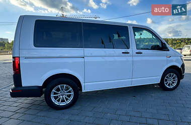 Минивэн Volkswagen Transporter 2017 в 