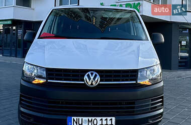Минивэн Volkswagen Transporter 2017 в 