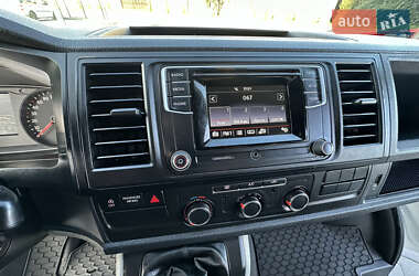 Минивэн Volkswagen Transporter 2017 в 