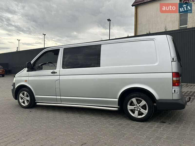 Минивэн Volkswagen Transporter 2005 в Каменец-Подольском фото Минивэн Volkswagen Transporter 2005 в Каменец-Подольском