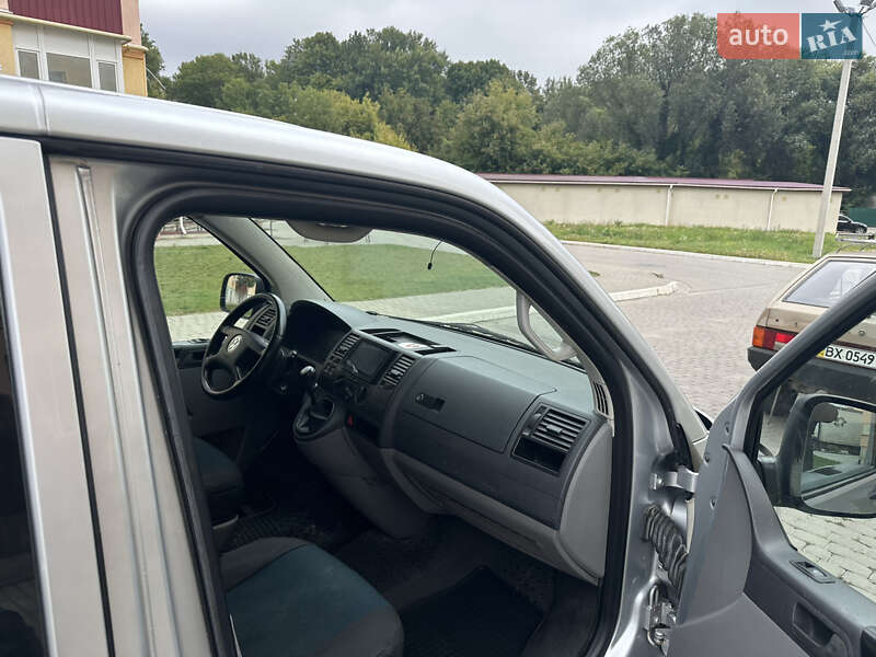 Минивэн Volkswagen Transporter 2005 в Каменец-Подольском фото 21 Минивэн Volkswagen Transporter 2005 в Каменец-Подольском