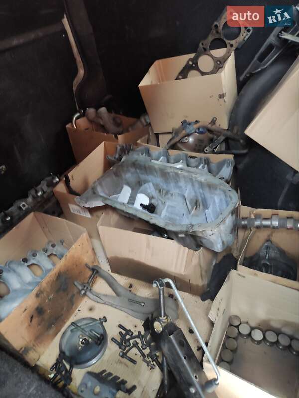 Грузовой фургон Volkswagen Transporter 2002 в Святопетровское