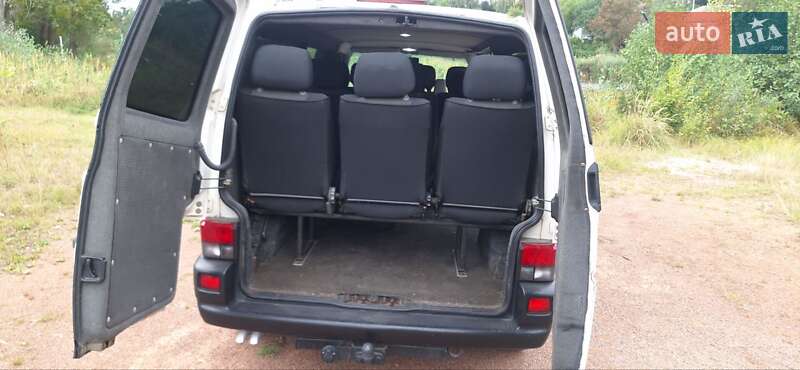 Мінівен Volkswagen Transporter 2000 в Коростені
