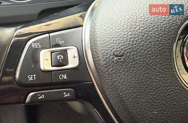 Грузовой фургон Volkswagen Transporter 2015 в 