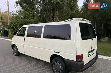 Минивэн Volkswagen Transporter 2000 в 