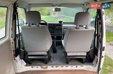 Мінівен Volkswagen Transporter 2001 в 