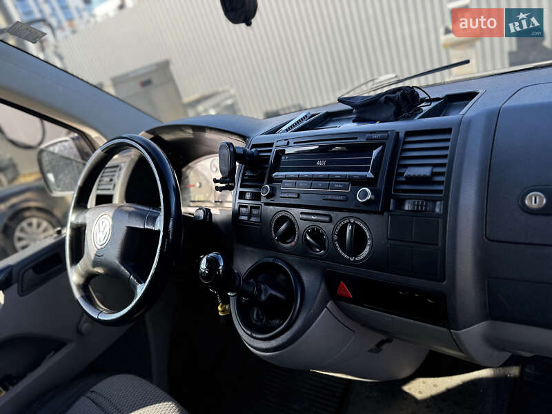 Минивэн Volkswagen Transporter 2005 в Луцке