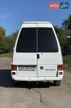 Грузовой фургон Volkswagen Transporter 1998 в 