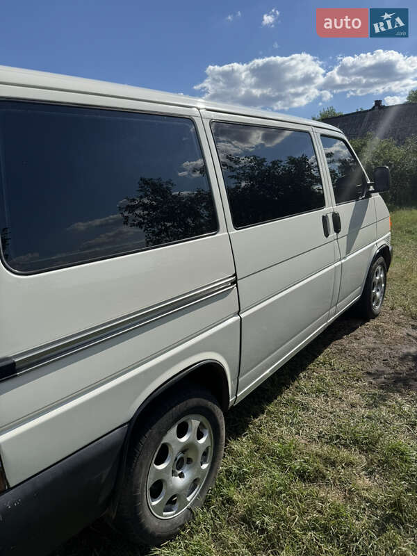 Минивэн Volkswagen Transporter 2001 в Киеве
