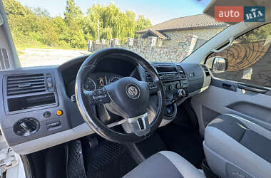 Минивэн Volkswagen Transporter 2014 в 