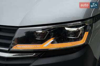 Грузовой фургон Volkswagen Transporter 2021 в 