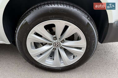Грузовой фургон Volkswagen Transporter 2021 в 