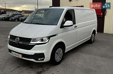 Грузовой фургон Volkswagen Transporter 2023 в 