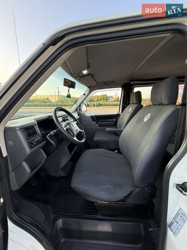 Минивэн Volkswagen Transporter 2001 в Виннице