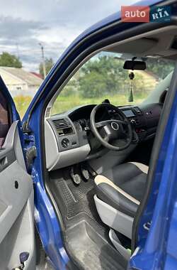 Минивэн Volkswagen Transporter 2005 в 