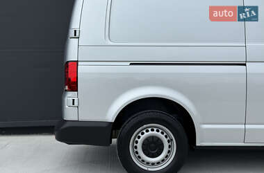 Грузовой фургон Volkswagen Transporter 2021 в 