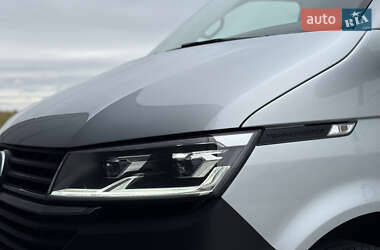 Грузовой фургон Volkswagen Transporter 2021 в 